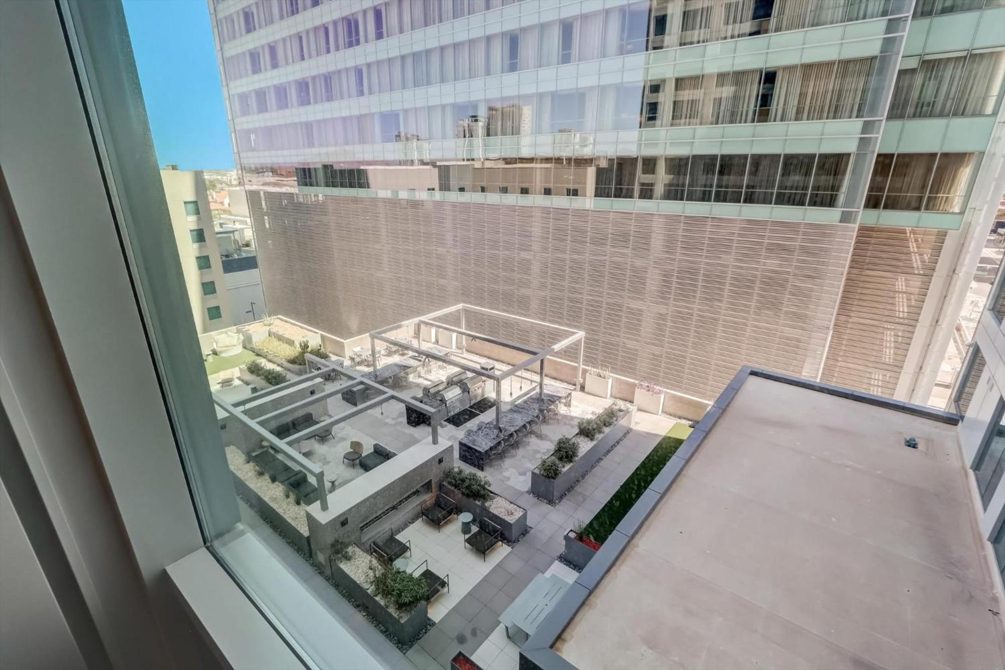 Kenect Phoenix In Downtown Phoenix Exterior photo